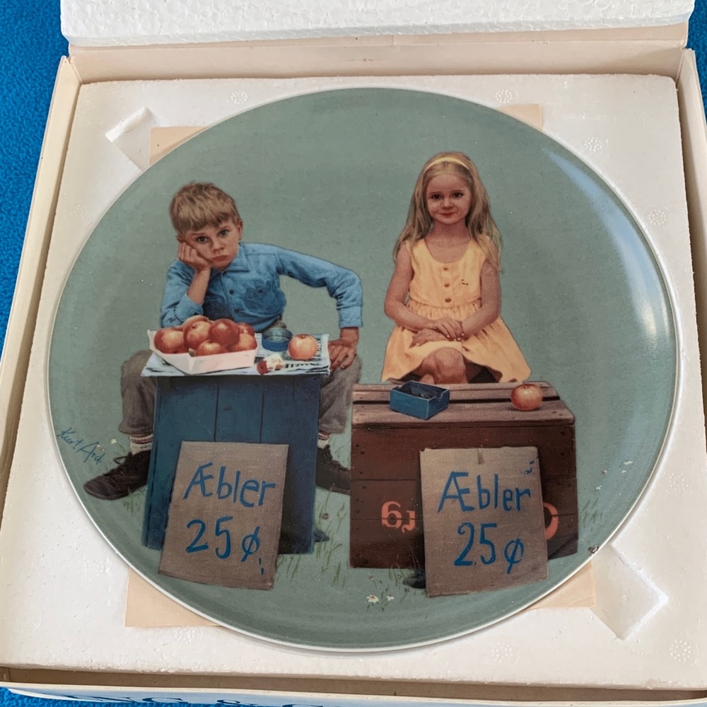 Bing & Grondahl Plate “Unfair Konkurrence” - In Box - Decorative
